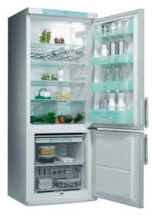 Холодильник Electrolux ERB 2945 X - перемораживает 